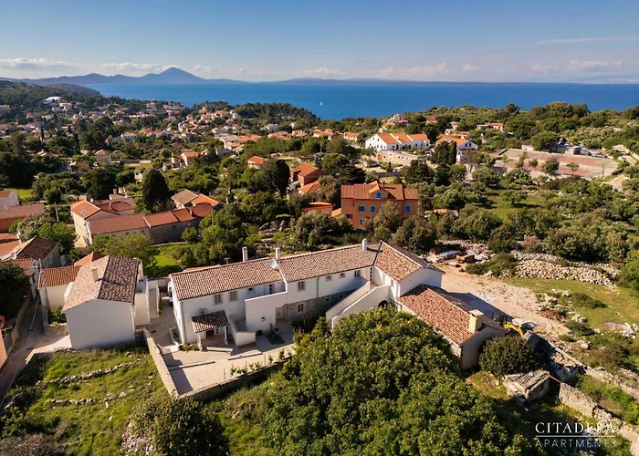 Citadela Appartamento Lussingrande