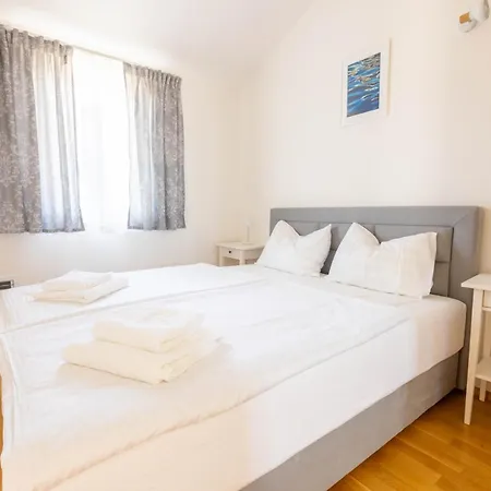 Citadela Appartamento Lussingrande